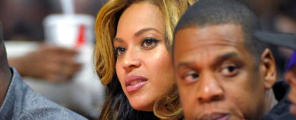 Las llamas destrozan la mansión de Beyoncé y Jay-Z (VÍDEO)