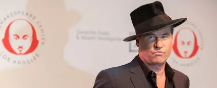 Val Kilmer recupera la voz tras el cáncer: así de impresionante suena gracias a la Inteligencia Artificial Val Kilmer recupera la voz tras el cáncer: así de impresionante suena gracias a la Inteligencia Artificial