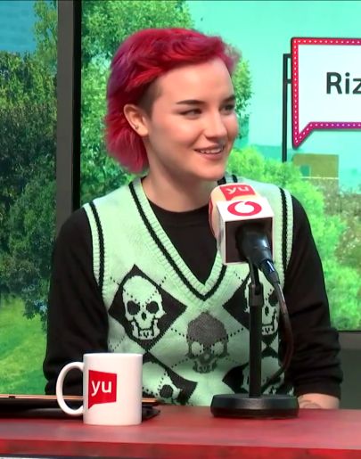 Rizha nos trae música que hace que Victoria Martín y Ana Morgade se sientan mayores Rizha nos trae música que hace que Victoria Martín y Ana Morgade se sientan mayores