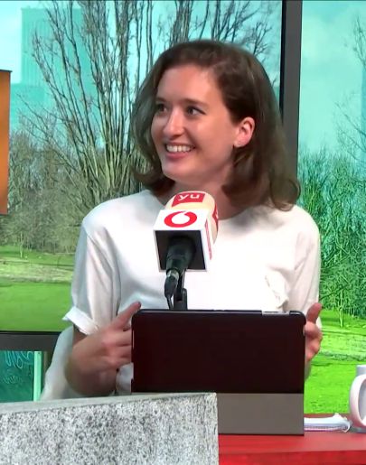 Victoria se tragaba los chicles | #yuNews con Victoria Martín y Ana Morgade Victoria se tragaba los chicles | #yuNews con Victoria Martín y Ana Morgade