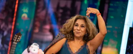 Lolita revela el final de la boda de Elena Furiase y Gonzalo Sierra: "Era la niña de la curva" Lolita revela el final de la boda de Elena Furiase y Gonzalo Sierra: "Era la niña de la curva"