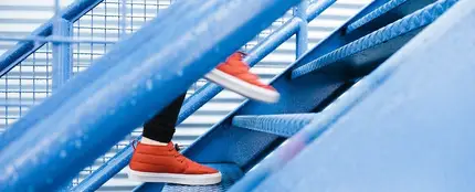 Subir una escalera Subir una escalera