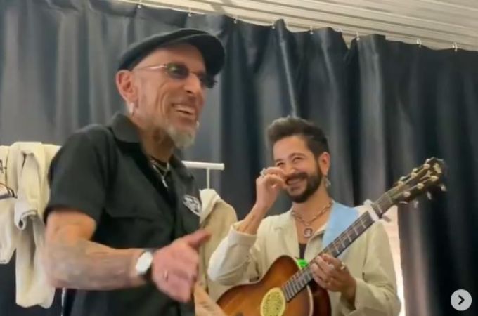 Camilo y Fito cantan juntos 'Soldadito marinero' Camilo y Fito cantan juntos 'Soldadito marinero'