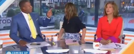 Un hombre desnudo se cuela en directo en la NBCdaa Un hombre desnudo se cuela en directo en la NBCdaa