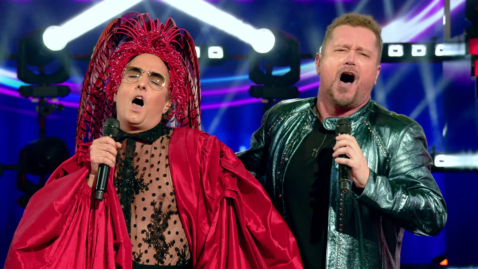 ¡Dueto épico! Josie y El Monaguillo cantan ‘Yo soy aquel’ con redoble de David Bustamante ¡Dueto épico! Josie y El Monaguillo cantan ‘Yo soy aquel’ con redoble de David Bustamante