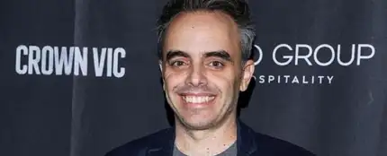 El director de Rust, Joel Souza, rompe su silencio tras la muerte de Halyna Hutchins: "Estoy destrozado" El director de Rust, Joel Souza, rompe su silencio tras la muerte de Halyna Hutchins: "Estoy destrozado"
