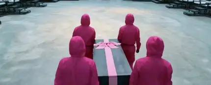 Los ataúdes de 'El juego del calamar' causan sensación en el sector funerario Los ataúdes de 'El juego del calamar' causan sensación en el sector funerario