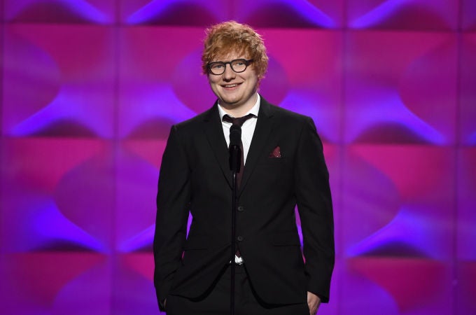 Ed Sheeran anuncia que tiene coronavirus Ed Sheeran anuncia que tiene coronavirus