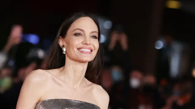 Angelina Jolie