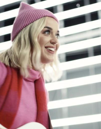 Katy Perry sorprende con esta espectacular cover de 'All you need is love' de Los Beatles Katy Perry sorprende con esta espectacular cover de 'All you need is love' de Los Beatles