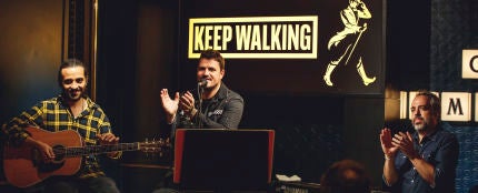Concierto sorpresa de Dani Martín con Keep Walking Together