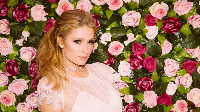 El vestido de novia de Paris Hilton