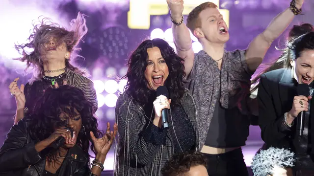 Alanis Morissette durante una actuación