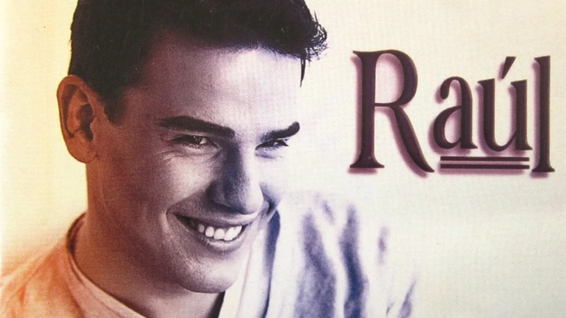 ¿Qué fue de Raúl, el cantante de 'Sueño su boca'?