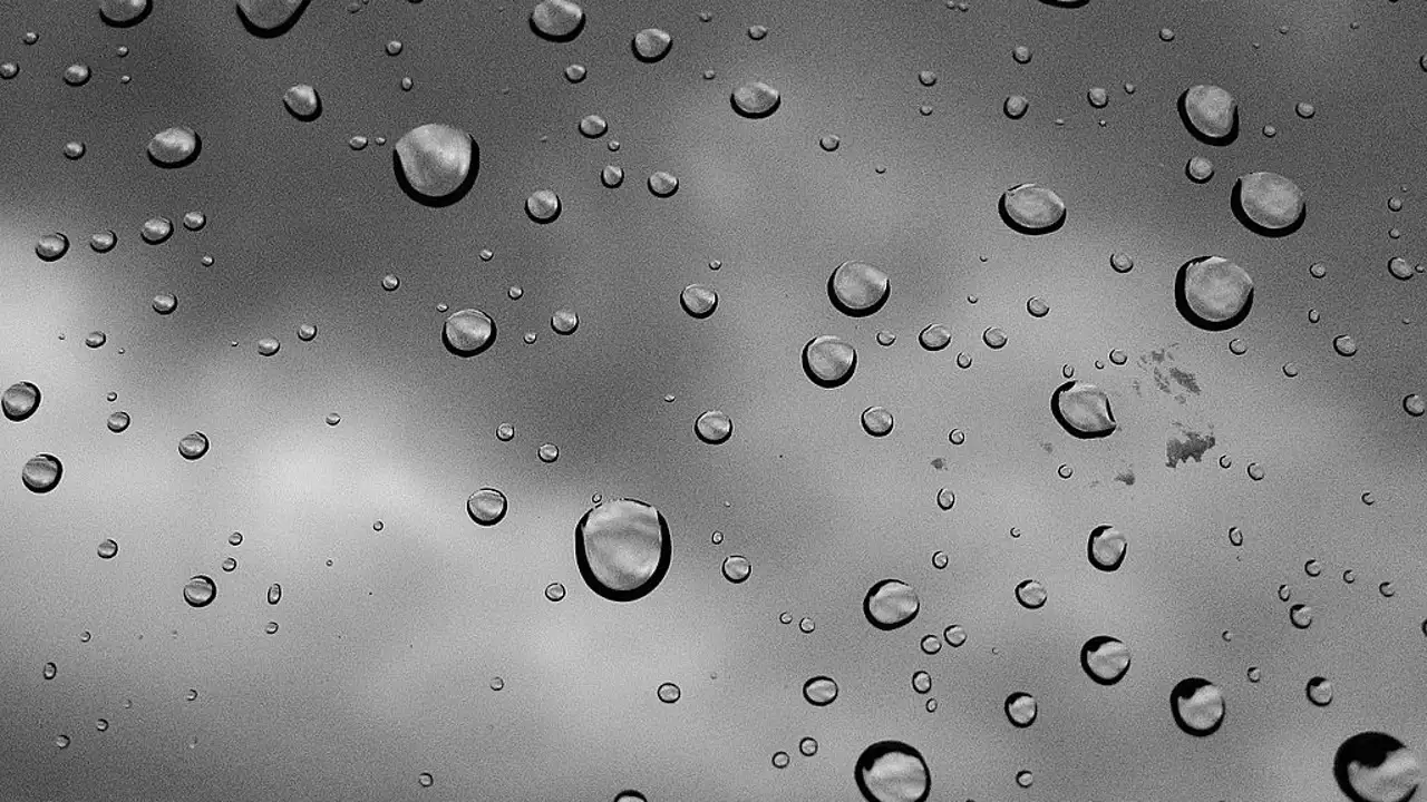 A mal tiempo ¡buena música! La playlist de Jota Music para un día de lluvia A mal tiempo ¡buena música! La playlist de Jota Music para un día de lluvia
