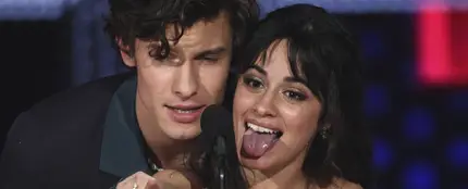 Shawn Mendes y Camila Cabello Shawn Mendes y Camila Cabello