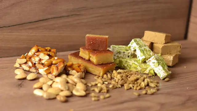 ¿Qué engorda más, el turrón, los polvorones o el roscón?