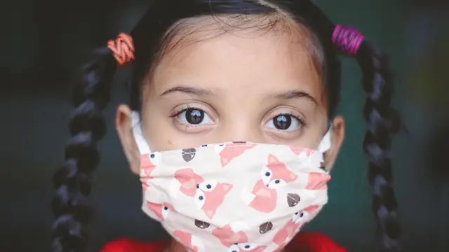 Mascarillas de tela: por qué no deberías usarlas si quieres protegerte de Ómicron