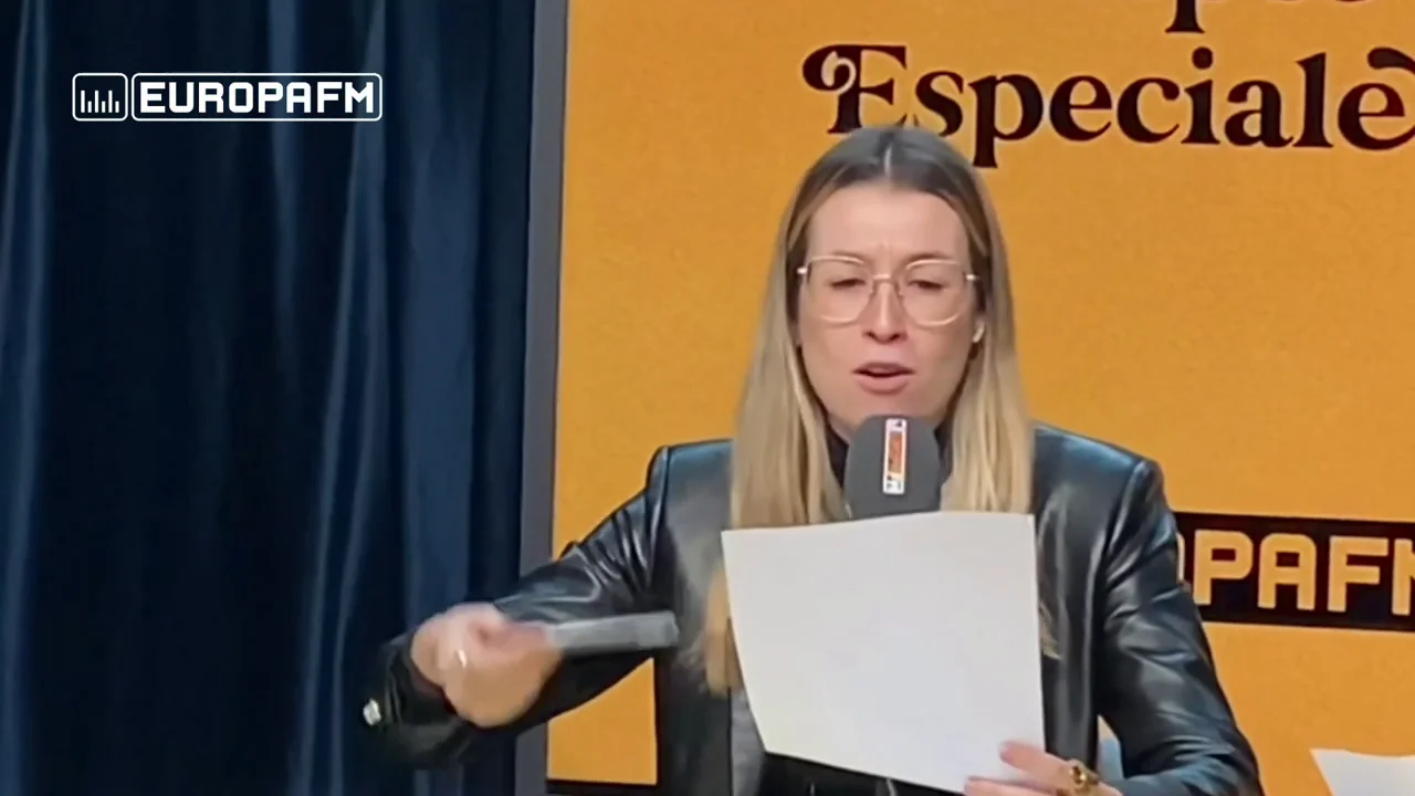 Eva Soriano pone a bailar a 'Cuerpos especiales' cantando 'Anticuerpos' Eva Soriano pone a bailar a 'Cuerpos especiales' cantando 'Anticuerpos'