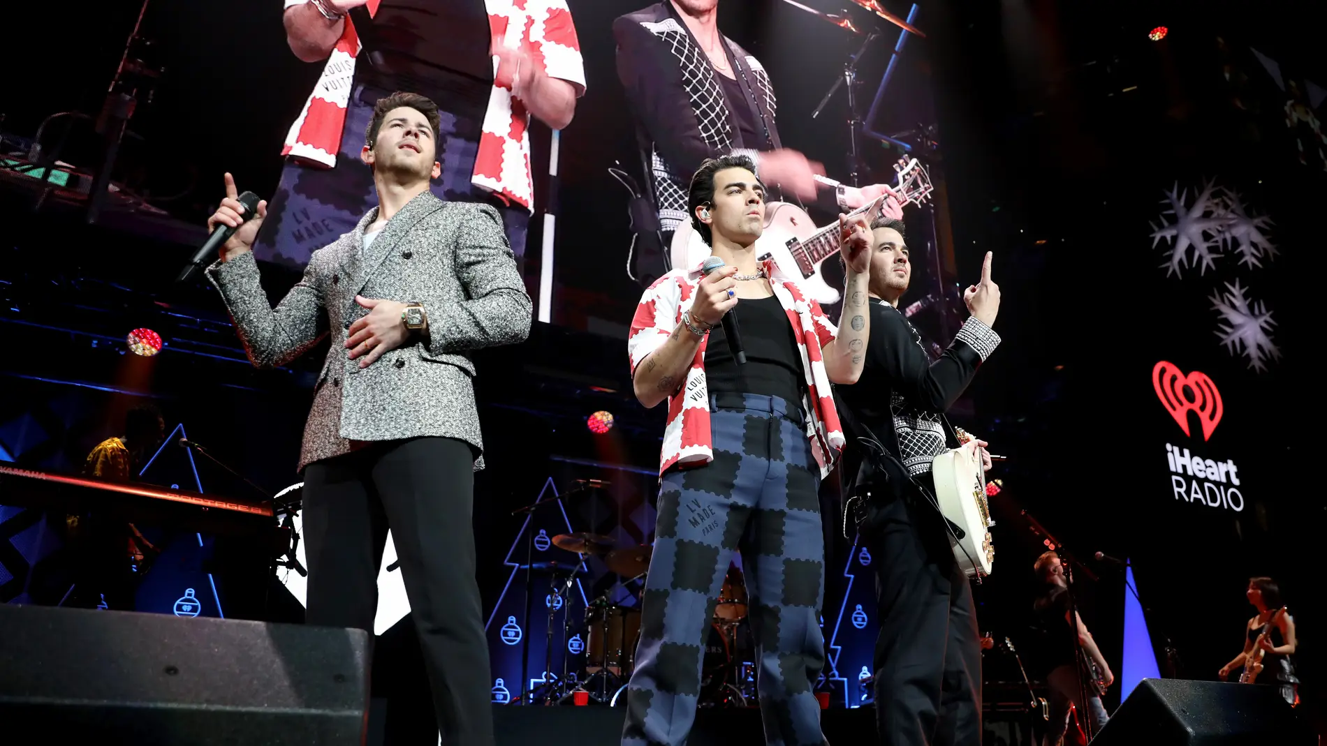 Los Jonas Brothers durante una actuación