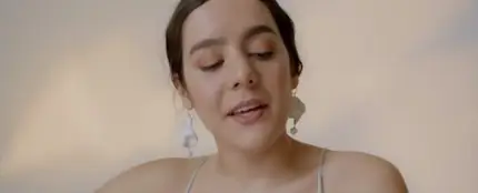 La cantante Valeria Castro de 22 años La cantante Valeria Castro de 22 años