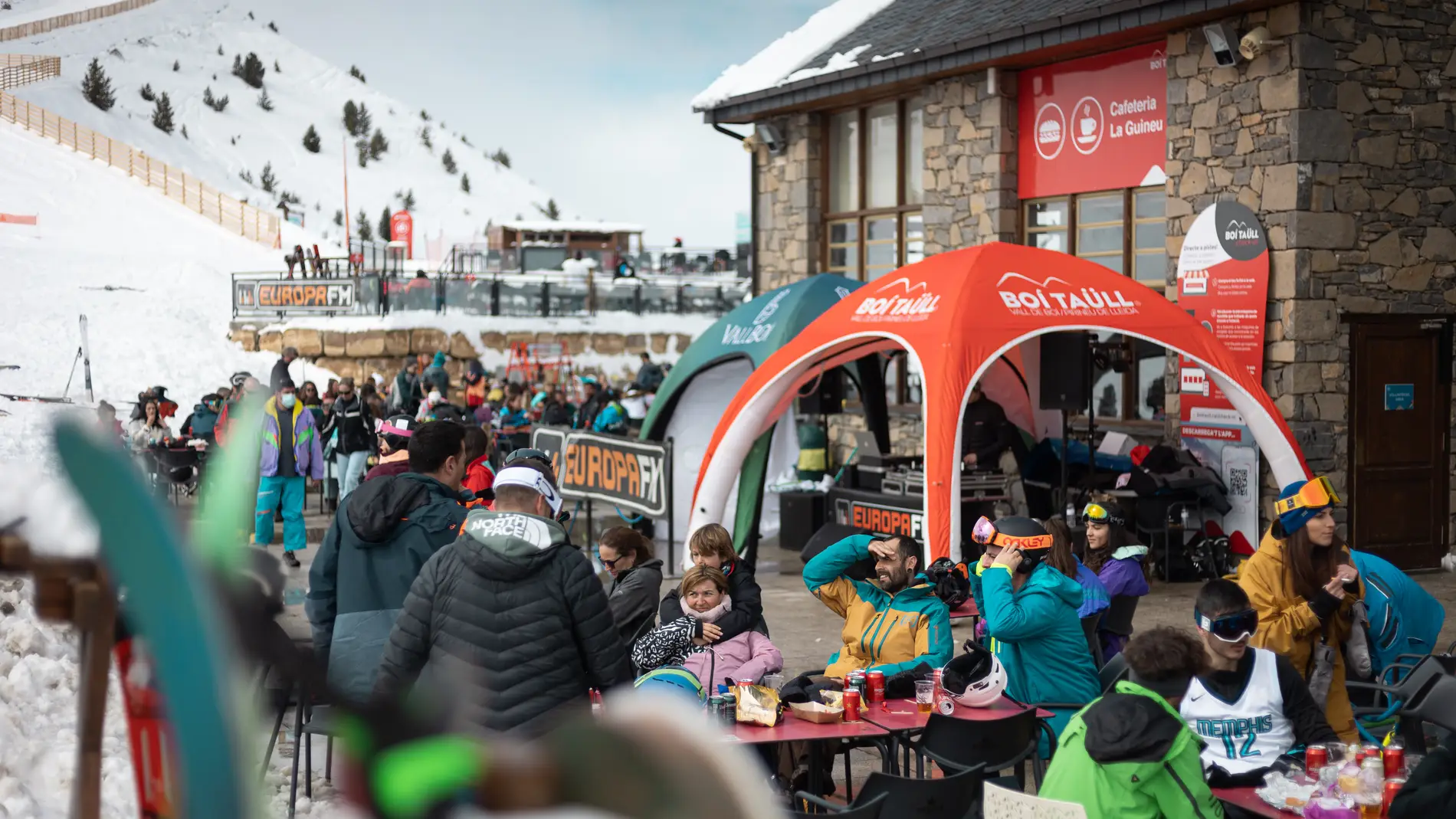 La estación de Boí Taüll disfruta de la música y la nieve durante la Esquiada de Europa FM
