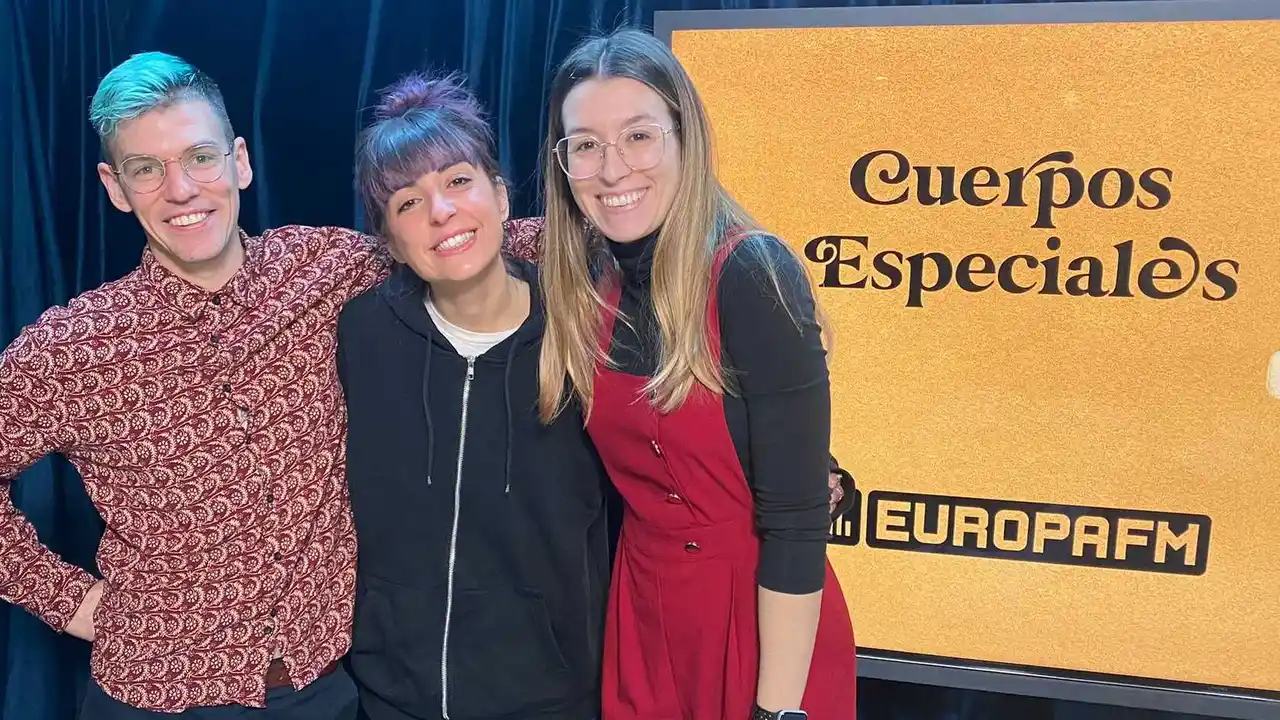 Chica Sobresalto visita 'Cuerpos especiales' Chica Sobresalto visita 'Cuerpos especiales'
