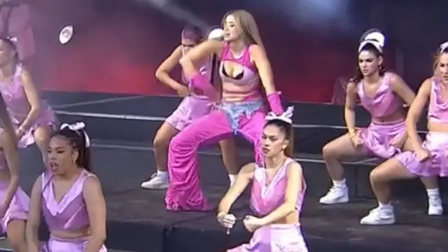 Lola Índigo arrasa en en el Lollapalooza de Argentina: los vídeos del concierto