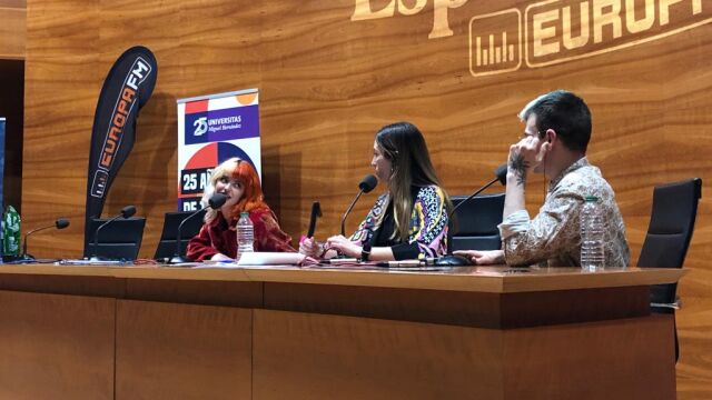 Alba Reche, Eva Soriano e Iggy Rubín en Elche