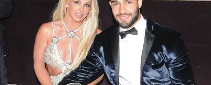 Sam Asghari y Britney Spears, en The Beverly Hilton Hotel de Beverly Hills el 12 de abril de 2018 Sam Asghari y Britney Spears, en The Beverly Hilton Hotel de Beverly Hills el 12 de abril de 2018
