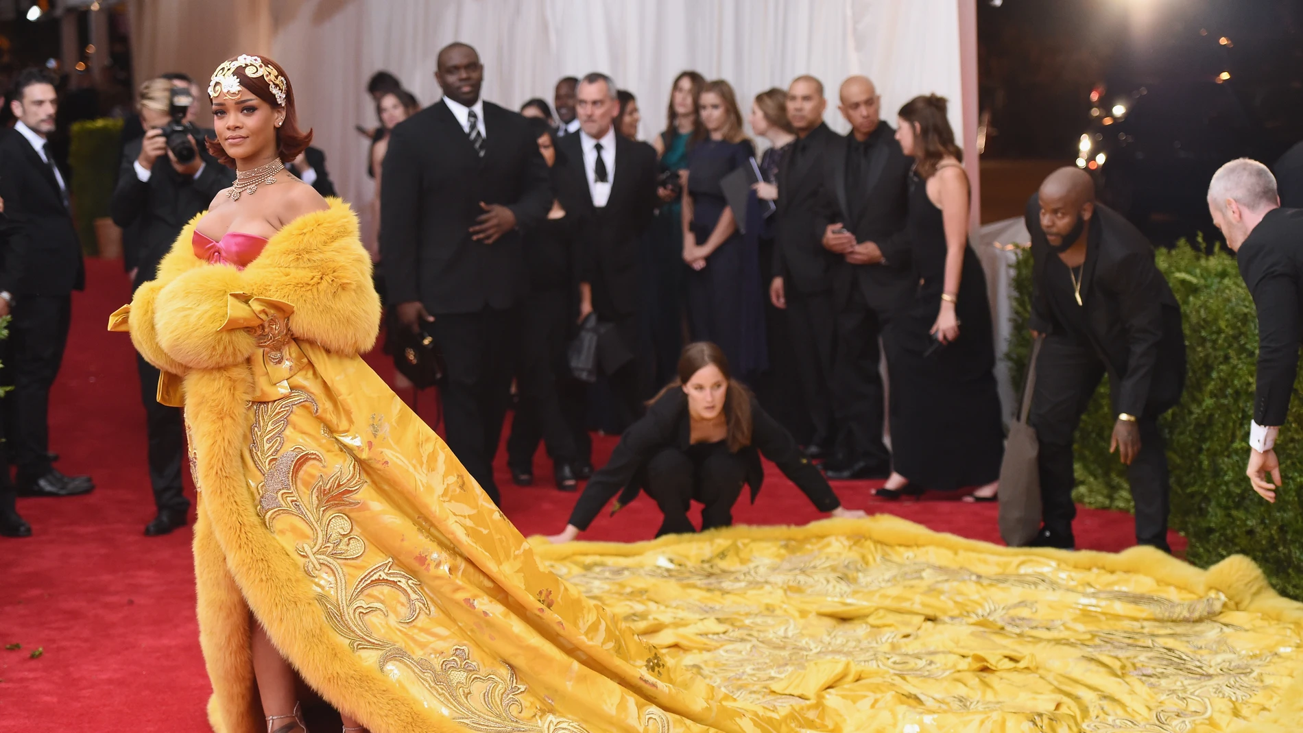 Rihanna Met Gala 2015 Rihanna Met Gala 2015