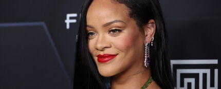 Rihanna sí ha estado presente en la gala MET de una forma muy especial