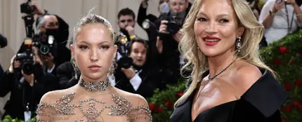 Lila Moss y Kate Moss en la gala MET Lila Moss y Kate Moss en la gala MET