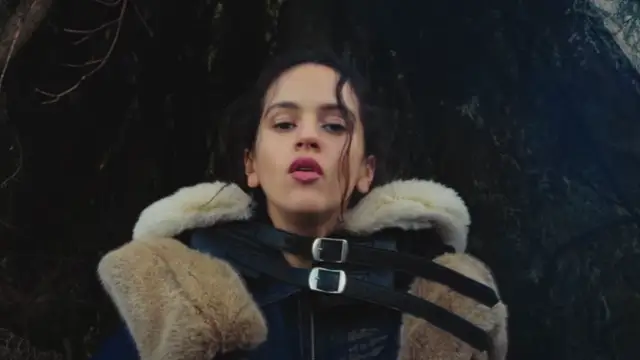 La ruta salvaje de Rosalía en el vídeo de 'Delirio de Grandeza'