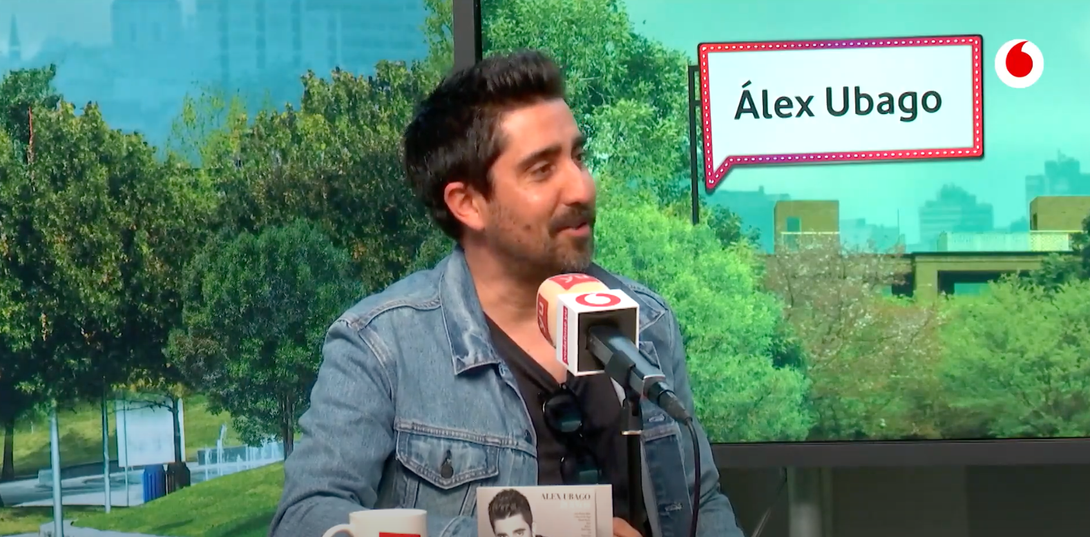 Álex Ubago: "Si la gente chinga más gracias a 'Me muero por conocerte' por mi encantado" Álex Ubago: "Si la gente chinga más gracias a 'Me muero por conocerte' por mi encantado"