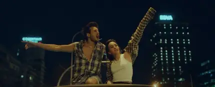 Aitana y Sebastián Yatra unen su espíritu rockero en el videoclip de 'Las dudas' Aitana y Sebastián Yatra unen su espíritu rockero en el videoclip de 'Las dudas'