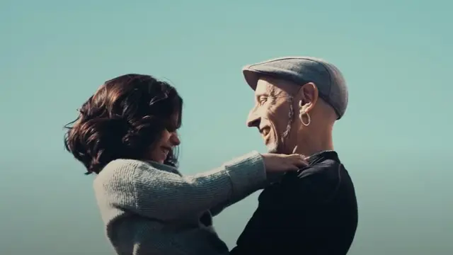 Marisa, la hija pequeña de Fito Cabrales, protagonista de su videoclip 'A quemarropa'