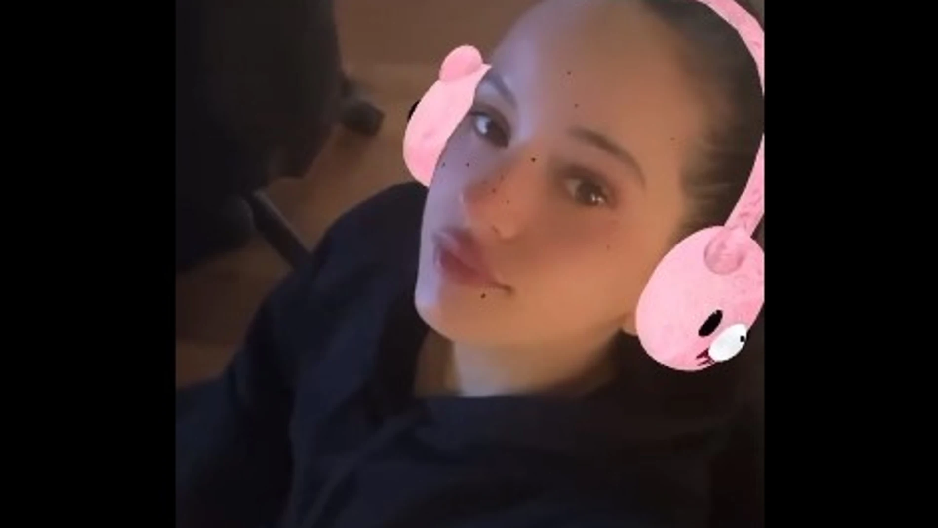 Una imagen de Rosalía en el estudio Una imagen de Rosalía en el estudio