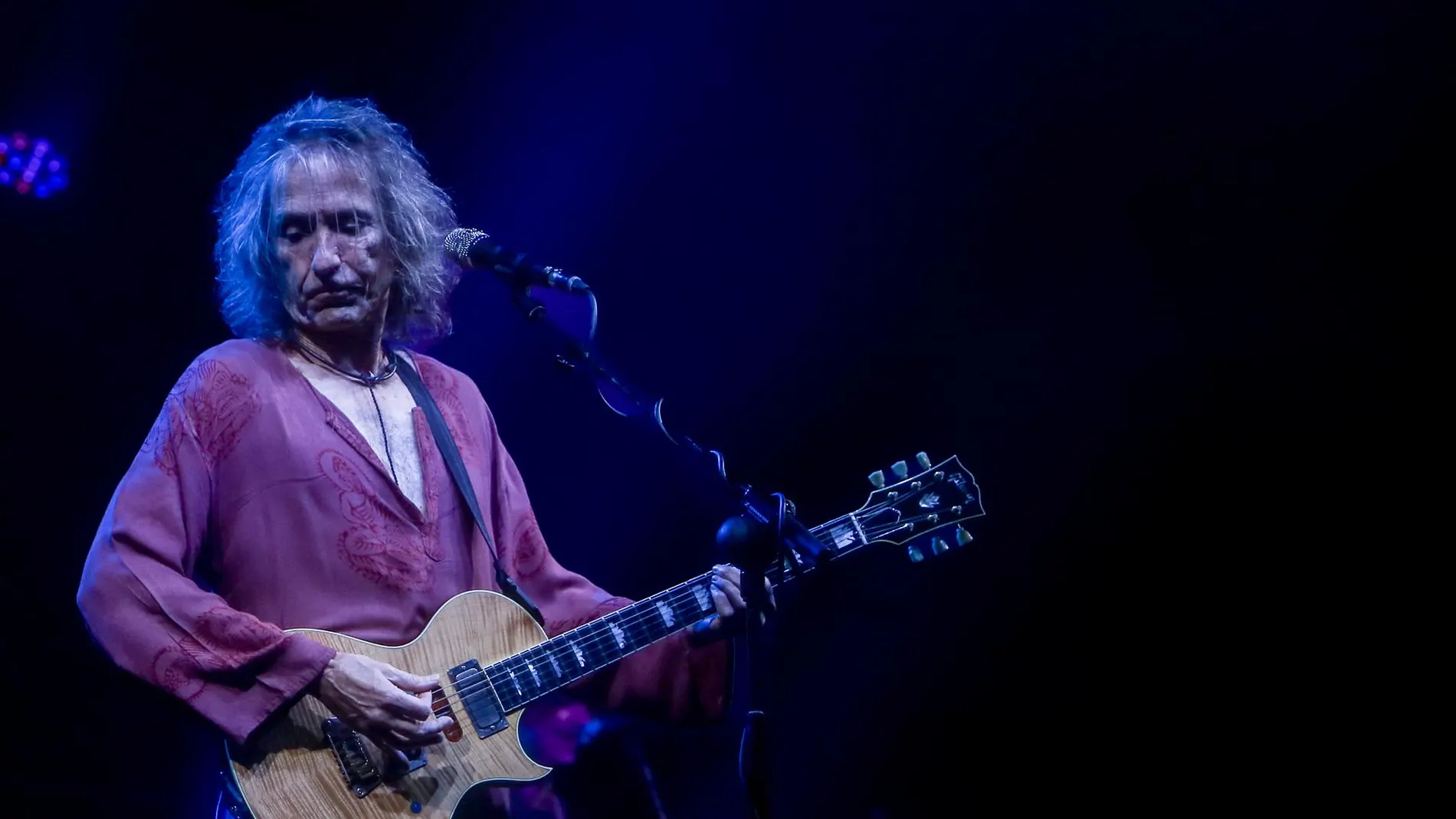 Robe Iniesta abre su gira 'Ahora es cuando' el próximo sábado 4 de junio en el recinto hípico de Cáceres Robe Iniesta abre su gira 'Ahora es cuando' el próximo sábado 4 de junio en el recinto hípico de Cáceres