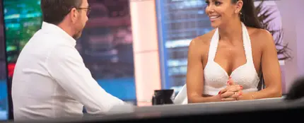 Cristina Pedroche reconoce en 'El Hormiguero 3.0' que usa el sexo como medicamento: "Se te queda todo limpio y despejado" Cristina Pedroche reconoce en 'El Hormiguero 3.0' que usa el sexo como medicamento: "Se te queda todo limpio y despejado"
