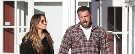 Jennifer L&oacute;pez se ha hecho una manicura en honor a su futuro marido, Ben Affleck. 