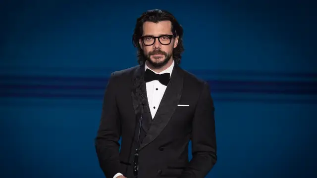 Álvaro Morte, protagonista de la serie 'Sin límites'