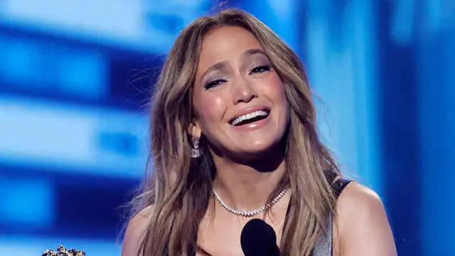 Jennifer Lopez, Spider-Man y 'Euphoria' arrasan en los MTV Movie & TV Awards