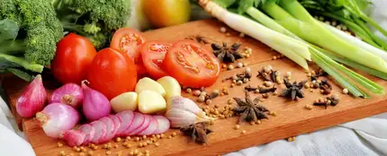 Fuente de verduras y hortalizas Fuente de verduras y hortalizas