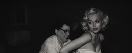 Las primeras imágenes de 'Blonde' desvelan la transformación de Ana de Armas en la mítica Marilyn Monroe Las primeras imágenes de 'Blonde' desvelan la transformación de Ana de Armas en la mítica Marilyn Monroe