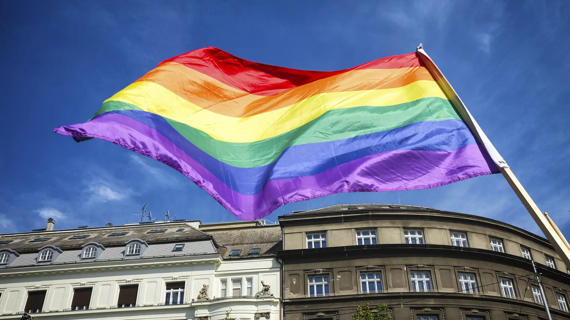 Bandera de orgullo LGTBIQ+