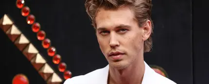 Austin Butler, en la premiere de 'Elvis' en mayo de 2022 en Londres Austin Butler, en la premiere de 'Elvis' en mayo de 2022 en Londres