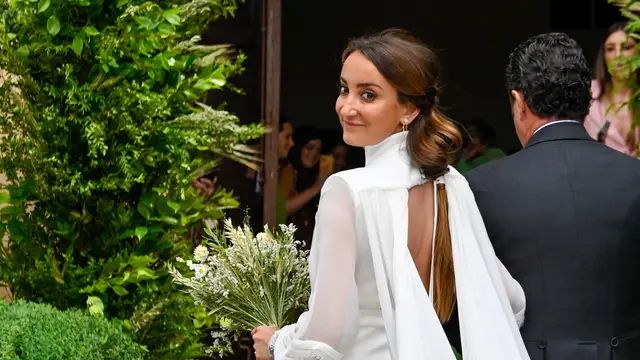 Lucía Pombo entrando a la iglesia el día de su boda