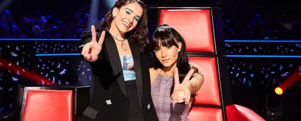 Aitana y su asesora Evaluna Aitana y su asesora Evaluna