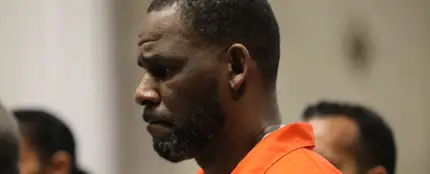 R. Kelly, durante el juicio por abuso sexuales R. Kelly, durante el juicio por abuso sexuales